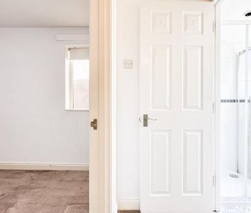 1 bedroom terraced house to rent - Photo 2