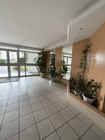 Secteur Courlancy-Comédie, appartement T4 de 80 m2 avec stationnement et cave, disponible 8 Janvier - Photo 5
