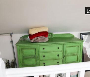 Room for rent in 5-bedroom apartment in Blackthorn, Dublin - Photo 4