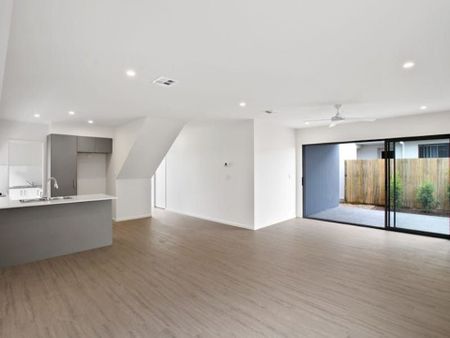 Two Storey Home for Rent in Baringa! - Photo 4