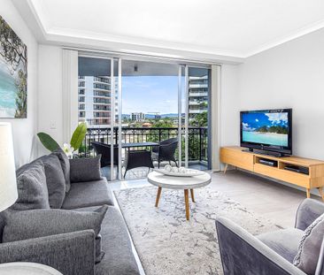Fully Renovated, Furnished 2-Bedroom Apartment in the Heart of Surfers Paradise - Photo 2