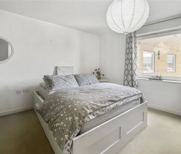 Berberis House, High Street, Feltham, TW13 4GP - Photo 3