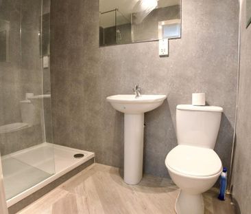 2 bedroom apartment to rent - Photo 6