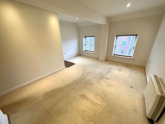 St.LaurenceGardens, BELPER - Photo 1