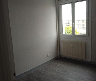 Location Appartement 2 pièces 46m² CLERMONT FERRAND 63000 - Photo 6