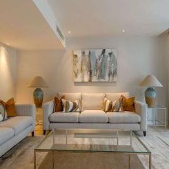 Imperial House, Kensington - Photo 1