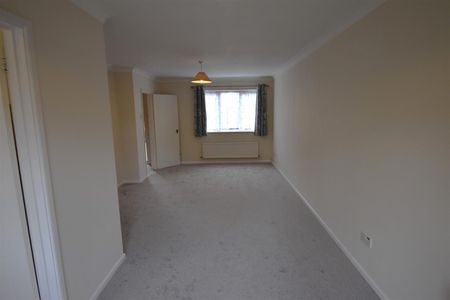 Gaddesden Crescent, Wavendon Gate, Milton Keynes, MK7 - Photo 4