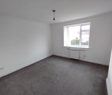 2 Bed Flat, Kingfisher House, L13 - Photo 1