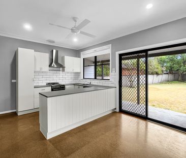 28 Alexandra Avenue - Photo 2