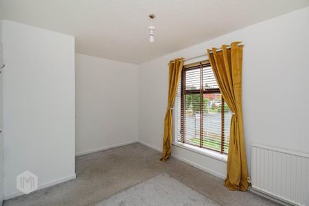 3 bedroom semi-detached house to rent - Photo 4