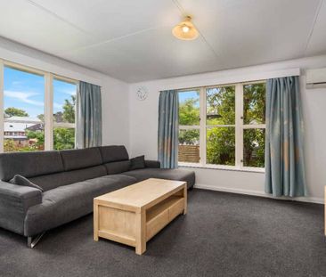 HOKOWHITU - TWO BEDROOMS - Photo 2