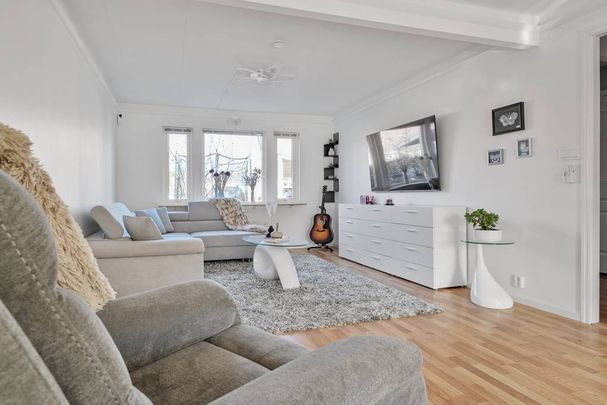 Vattenmåravägen, Upplands Väsby - Photo 1