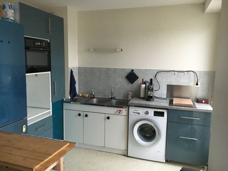 Location Appartement 2 Pièces 43 m² - Photo 3