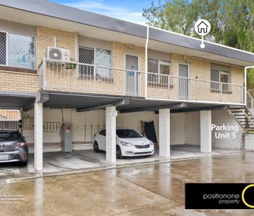 Bright 2-Bedroom Unit in a Prime, Convenient Location - Photo 1