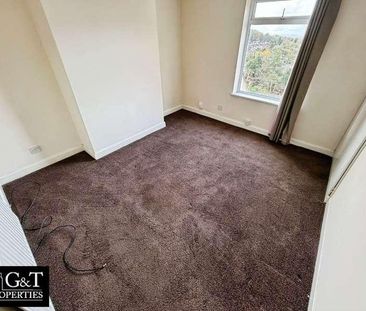 Gorsty Hill Road, Rowley Regis, B65 - Photo 3