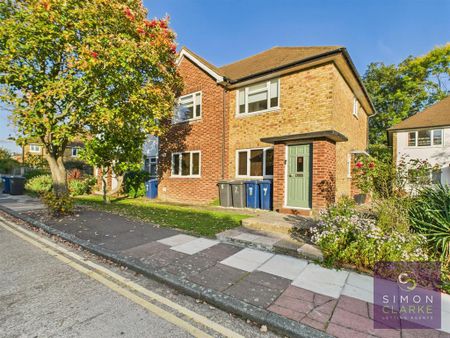2 bedroom maisonette to rent - Photo 4