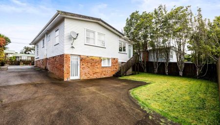 The Whole Package on Paramu! Ready To Rent! - Photo 3