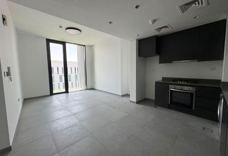Brand new VIP 2BHK, parking, gym, pool, balcony - Photo 2