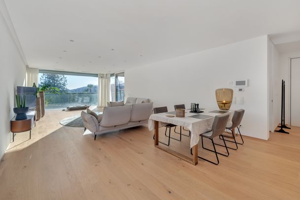 LUSSUOSO 4,5 LOCALI CON GIARDINO - Photo 1