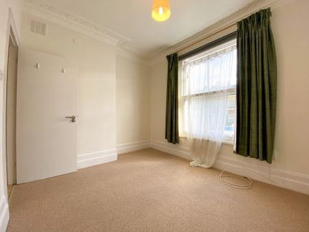 Evelina Road, London, SE15 - Photo 2