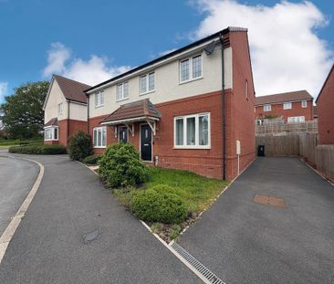3 bedroom semi-detached house to rent - Photo 4