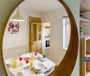 2 bedroom terraced house to rent - Photo 3