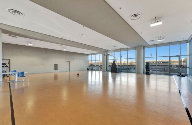 For Lease - 2087 Fairview Street Unit# 2202, Burlington, Ontario - Photo 1