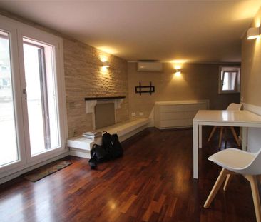 Pressi via leopardi attico 80 mq. semi arredato - Photo 5