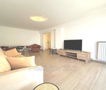 Centre-ville, Location appartement 2 pièces 59 m² - Photo 1