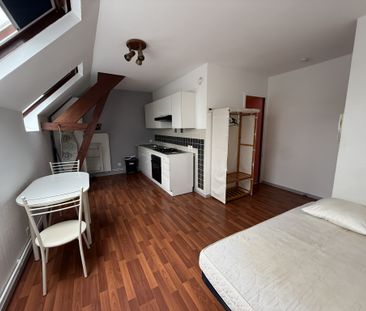 Location Appartement 1 pièce 23m² SAUMUR 49400 - Photo 5