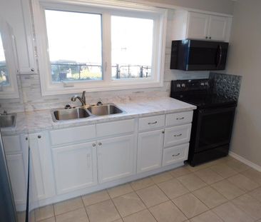 FOR RENT – 25.5 Woodcrest Avenue, Halifax, Nova Scotia - Photo 1