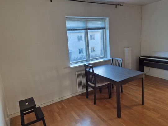 Cedervägen, Sollentuna - Photo 1