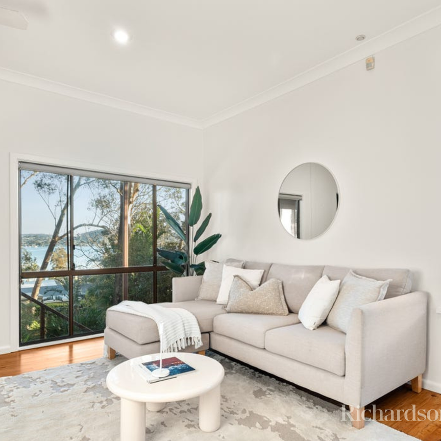 6 Lexington Parade Green Point - Photo 1