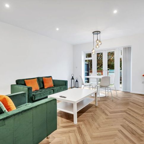 1B George Street - Photo 1