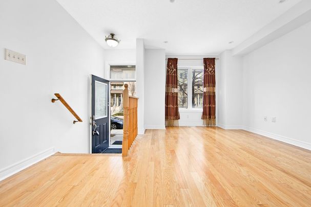 For Lease - 25 Kawneer Terrace, Toronto, Ontario - Photo 1