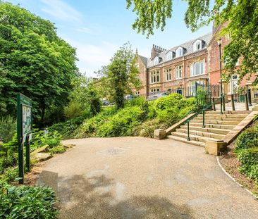 2 East Cliff Gardens, Preston City Centre - Photo 3