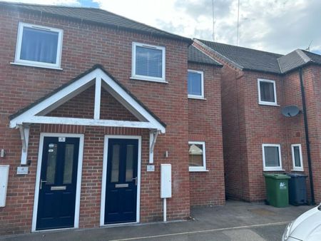 2 Bedroom Semi-Detached House - Photo 5