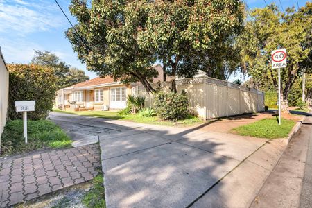1 / 13 Harris Road, Vale Park SA 5081 - Photo 2