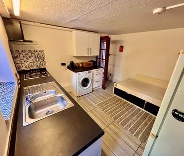 1 Bed Flat, Zinzan Street, RG1 - Photo 4