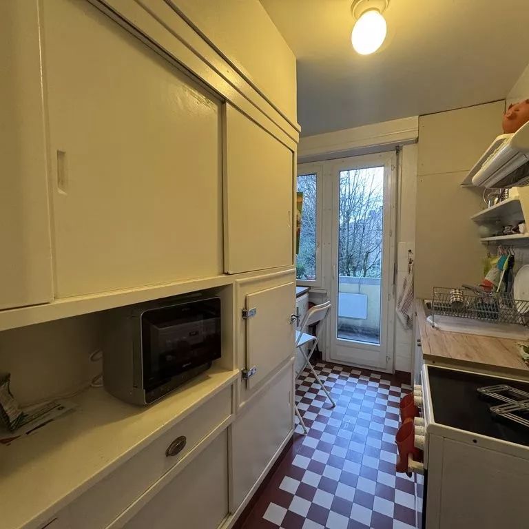 Studio rénové au coeur de Lausanne - Photo 1