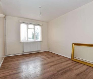 Terryfield Road, High Wycombe, HP13 - Photo 3