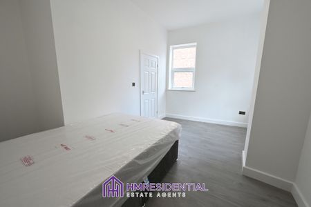 Flat 1, 15-17 Wallsend High Street East - Photo 2