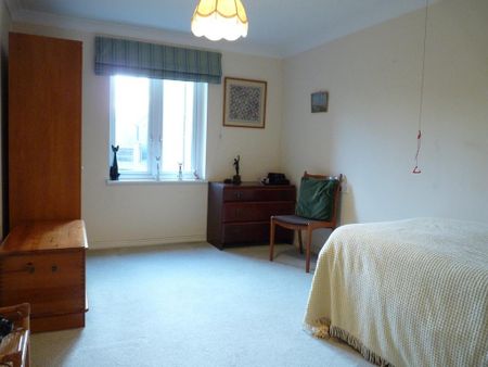 2 bedroom retirement property to rent - Photo 5