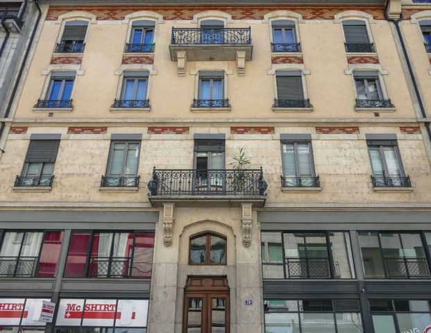 3 Zimmer, 49 m², 3. Stock - Foto 1