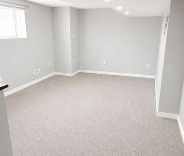 For Lease - 1387 Marshall Crescent Unit# LOWER, Milton, Ontario - Photo 2