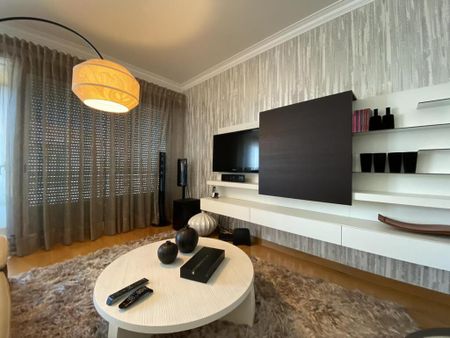 4 Bedroom Apartment with parking, Telheiras, Lisboa - Photo 3