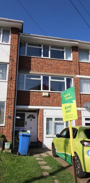 1 bedroom in a house share to rent - Photo 2