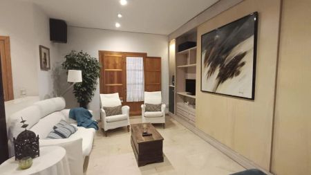 Casa adosada de alquiler en Casco Histórico - Ribera - San Basilio - Photo 3