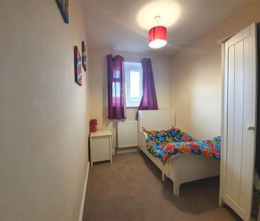 Hanbidge Crescent, Gosport - Photo 5