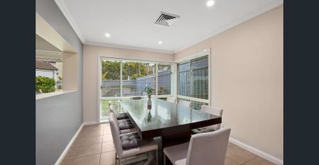 Executive family home in quiet neighbourhood - Photo 3